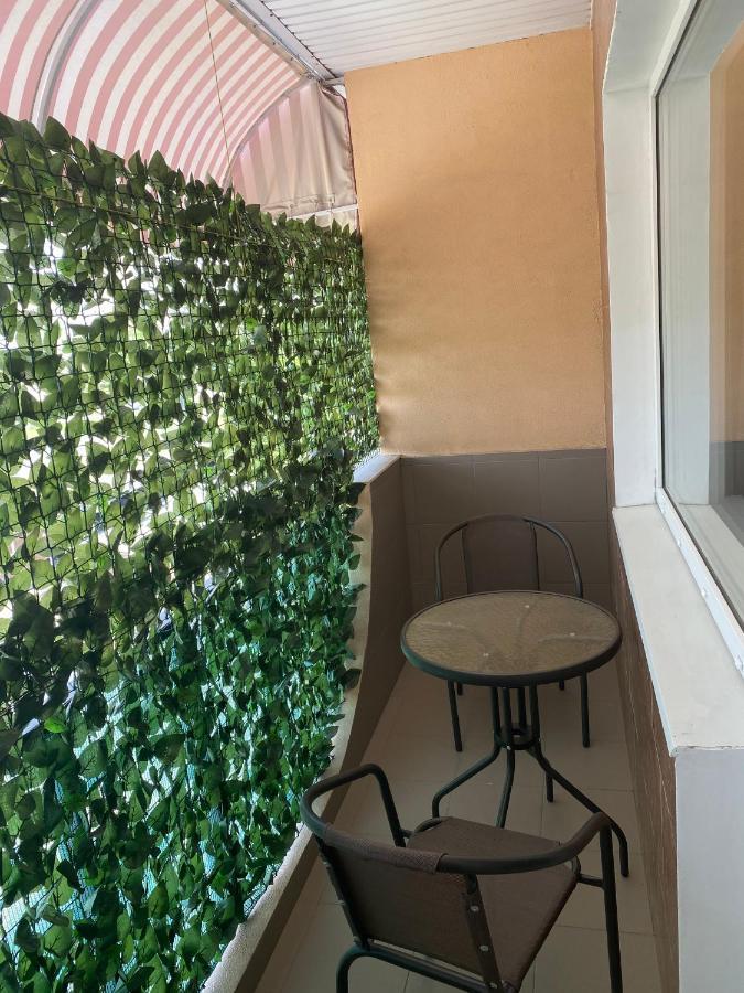 Міні-Готель "Кімната Комфорт" Odessa Exteriör bild